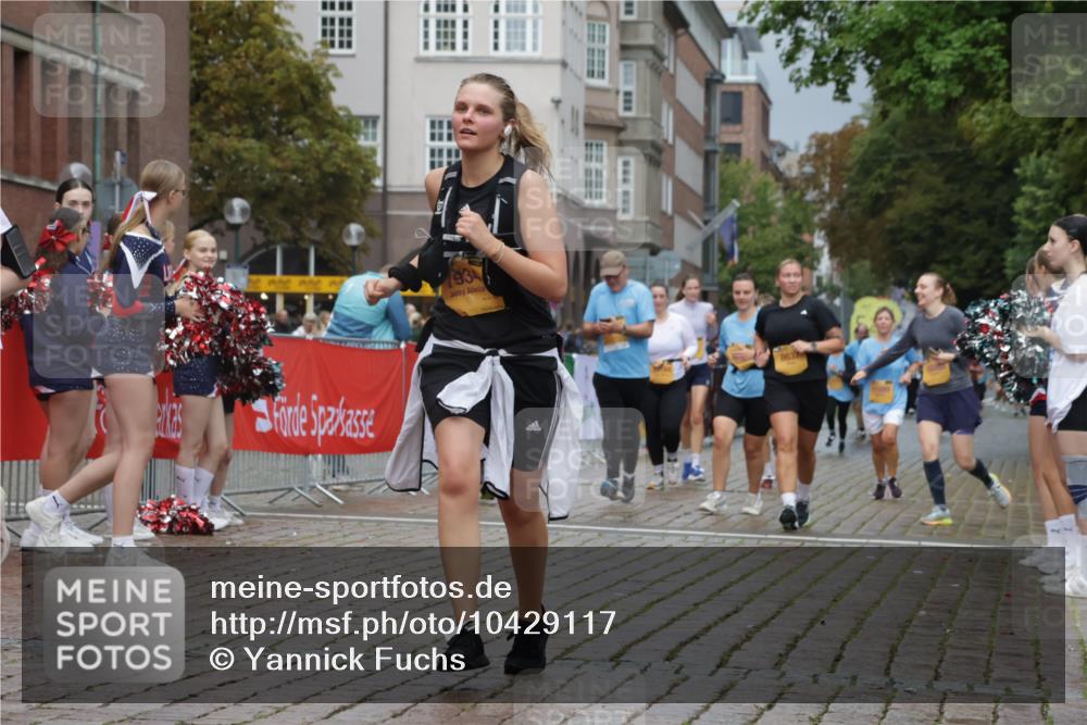 13.09.2026 - Kiel Lauf Yannick Fuchs http://msf.ph/oto/10429117 13.09.2026 11:09:44 Ziel 508, 1074, 2992, 5528, 5843, 5867, 7111, 7683, 7826, 10352, 10423, 11208, 607, 1934, 2784, 7310, 8637, 8922, 8933, 8979, 10184, 10253, 10262, 10263, 10268, 11889, 12532, 2337, 4063, 6908, 9665, 9967, 11013, 11428, 11429, 11884, 1934, 3752, 6028, 7681, 9112, 9995, 12238, 12532 meine-sportfotos.de