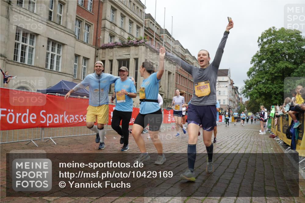 13.09.2026 - Kiel Lauf Yannick Fuchs http://msf.ph/oto/10429169 13.09.2026 11:09:54 Ziel 508, 1074, 2337, 5843, 5867, 6908, 7683, 7826, 9665, 9967, 10352, 11208, 11428, 11429, 607, 2784, 2992, 5528, 7111, 7310, 8922, 8979, 10184, 10253, 10262, 10263, 10268, 10423, 11889, 585, 1937, 3086, 3227, 4063, 5371, 9102, 9168, 9254, 10154, 11013, 11884, 12008, 12016, 607, 1934, 8637, 8933, 8979, 10184, 10253, 10262, 10263, 10268, 11889 meine-sportfotos.de