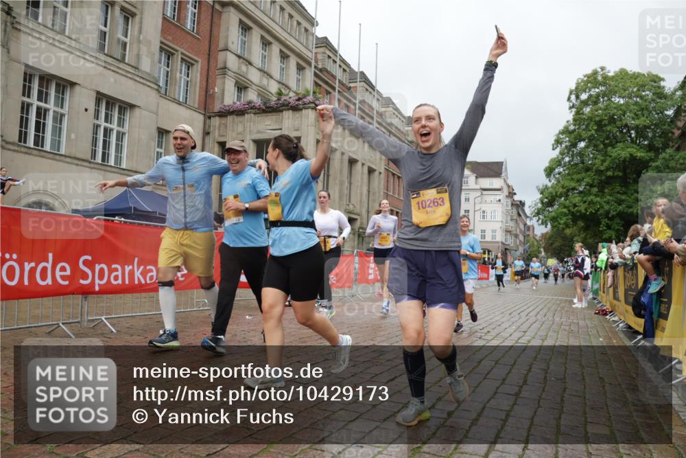 13.09.2026 - Kiel Lauf Yannick Fuchs http://msf.ph/oto/10429173 13.09.2026 11:09:54 Ziel 508, 1074, 2337, 5843, 5867, 6908, 7683, 7826, 9665, 9967, 10352, 11208, 11428, 11429, 607, 2784, 2992, 5528, 7111, 7310, 8922, 8979, 10184, 10253, 10262, 10263, 10268, 10423, 11889, 585, 1937, 3086, 3227, 4063, 5371, 9102, 9168, 9254, 10154, 11013, 11884, 12008, 12016, 607, 1934, 8637, 8933, 8979, 10184, 10253, 10262, 10263, 10268, 11889 meine-sportfotos.de