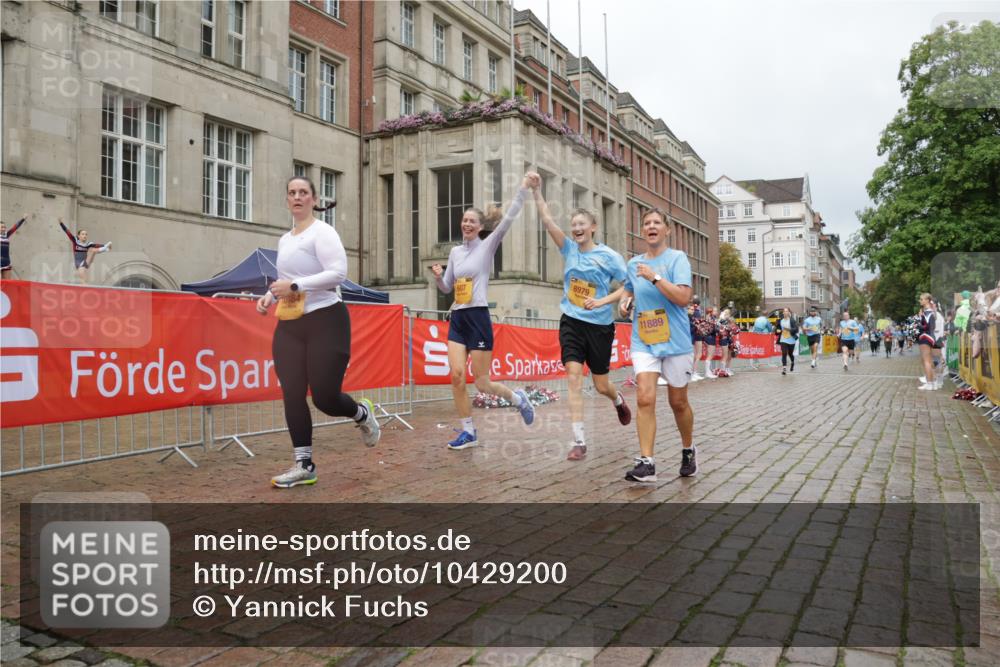 13.09.2026 - Kiel Lauf Yannick Fuchs http://msf.ph/oto/10429200 13.09.2026 11:09:55 Ziel 508, 1074, 2337, 5843, 5867, 6908, 7683, 7826, 9665, 9967, 10352, 11013, 11208, 11428, 11429, 607, 2784, 2992, 5528, 5867, 7111, 7310, 7683, 8922, 8979, 10184, 10253, 10262, 10263, 10268, 10352, 10423, 11208, 11889, 585, 1937, 3086, 3227, 4063, 5371, 9102, 9168, 9254, 10154, 11884, 12008, 12016, 12698, 607, 8637, 8933, 8979, 10184, 10253, 10262, 10263, 10268, 11889 meine-sportfotos.de