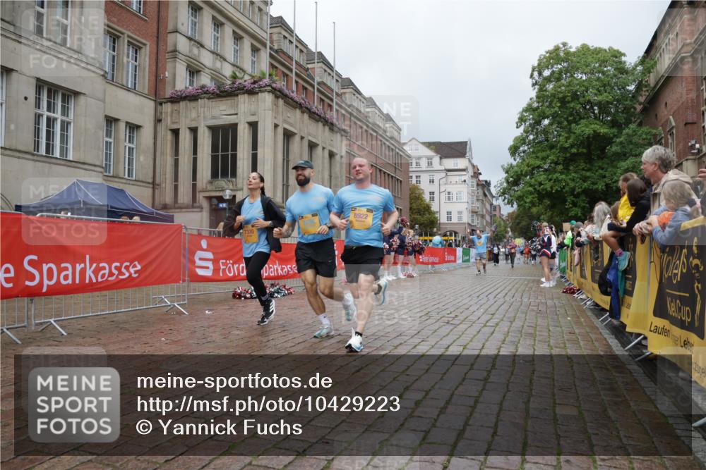 13.09.2026 - Kiel Lauf Yannick Fuchs http://msf.ph/oto/10429223 13.09.2026 11:10:00 Ziel 2337, 4063, 6908, 9168, 9665, 9967, 10154, 11013, 11428, 11429, 11884, 508, 1074, 2784, 2992, 5528, 5843, 5867, 7111, 7310, 7683, 7826, 8922, 10352, 10423, 11208, 585, 1937, 2630, 3086, 3227, 5371, 9102, 9254, 12008, 12016, 12178, 12698, 607, 2784, 7310, 8637, 8922, 8979, 10184, 10253, 10262, 10263, 10268, 11889 meine-sportfotos.de