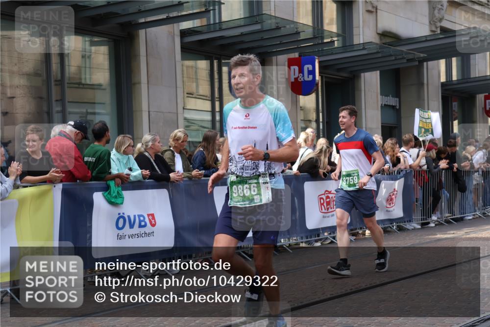 13.09.2026 - 21. swb-Marathon Bremen Strokosch-Dieckow http://msf.ph/oto/10429322 13.09.2026 13:09:05 Ziel 1034, 1241, 2909, 3197, 4473, 4895, 4898, 5111, 5383, 6652, 8759, 9789, 9866, 9904, 10044, 1925, 2287, 2291, 2909, 3110, 3330, 4384, 5383, 5517, 5636, 5696, 6906, 7262, 8120, 8555, 8830, 9240, 9411, 9702, 9867, 9906, 9911, 10044 meine-sportfotos.de