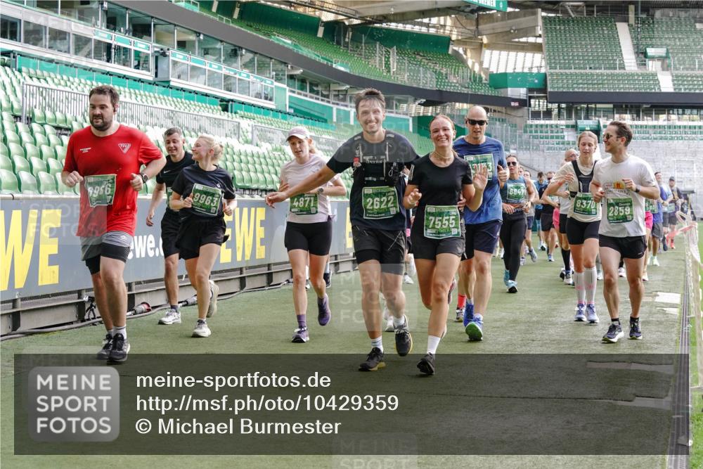 13.09.2026 - 21. swb-Marathon Bremen Michael Burmester http://msf.ph/oto/10429359 13.09.2026 13:27:03 Laufen im Stadion 186, 202, 357, 364, 390, 530, 597, 645, 726, 833, 888, 1077, 1283, 1412, 1443, 1473, 1487, 1530, 1608, 1618, 1700, 1744, 1769, 1828, 1961, 1984, 2236, 2273, 2298, 2309, 2382, 2384, 2388, 2404, 2428, 2507, 2508, 2542, 2558, 2576, 2582, 2592, 2656, 2675, 2725, 2748, 2817, 2875, 2876, 2923, 2965, 2970, 3045, 3047, 3050, 3062, 3073, 3084, 3097, 3172, 3184, 3219, 3359, 3433, 3540, 3592, 3629, 3756, 3885, 3907, 3978, 4457, 4660 meine-sportfotos.de