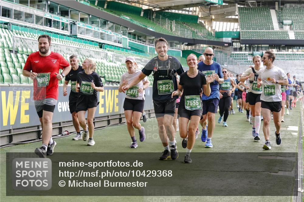 13.09.2026 - 21. swb-Marathon Bremen Michael Burmester http://msf.ph/oto/10429368 13.09.2026 13:27:03 Laufen im Stadion 186, 202, 357, 364, 390, 530, 597, 645, 726, 833, 888, 1077, 1283, 1412, 1443, 1473, 1487, 1530, 1608, 1618, 1700, 1744, 1769, 1828, 1961, 1984, 2236, 2273, 2298, 2309, 2382, 2384, 2388, 2404, 2428, 2507, 2508, 2542, 2558, 2576, 2582, 2592, 2656, 2675, 2725, 2748, 2817, 2875, 2876, 2923, 2965, 2970, 3045, 3047, 3050, 3062, 3073, 3084, 3097, 3172, 3184, 3219, 3359, 3433, 3540, 3592, 3629, 3756, 3885, 3907, 3978, 4457, 4660 meine-sportfotos.de