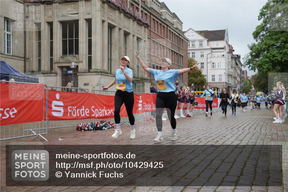 13.09.2026 - Kiel Lauf Yannick Fuchs http://msf.ph/oto/10429425 13.09.2026 11:10:27 Ziel 678, 2630, 3245, 6476, 10704, 11060, 11576, 585, 1937, 2337, 3086, 3227, 4063, 5371, 6908, 9102, 9168, 9254, 9665, 9967, 10154, 11013, 11428, 11429, 11884, 12008, 12016, 12178, 12698, 586, 1334, 2134, 2175, 2176, 2177, 3716, 6409, 8491, 9206, 9406, 9916, 10090, 10101, 10550, 508, 1074, 5843, 5867, 6908, 7683, 7826, 9967, 10352, 11208, 11428, 11429 meine-sportfotos.de