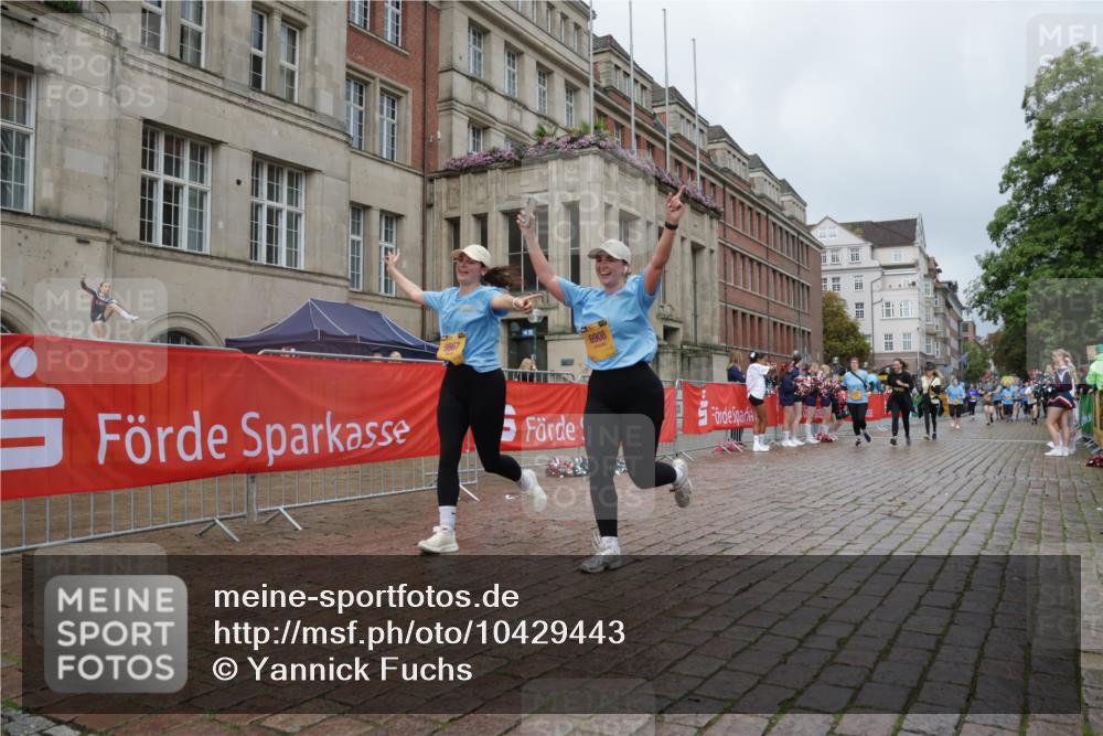 13.09.2026 - Kiel Lauf Yannick Fuchs http://msf.ph/oto/10429443 13.09.2026 11:10:28 Ziel 678, 2134, 2630, 3245, 6476, 9206, 9406, 10704, 11060, 11576, 585, 1937, 2337, 3086, 3227, 4063, 5371, 6908, 9102, 9168, 9254, 9665, 9967, 10154, 11013, 11884, 12008, 12016, 12178, 12698, 586, 1334, 2175, 2176, 2177, 3716, 6409, 8491, 9916, 10090, 10101, 10550, 508, 1074, 5843, 6908, 7826, 9967, 11428, 11429 meine-sportfotos.de