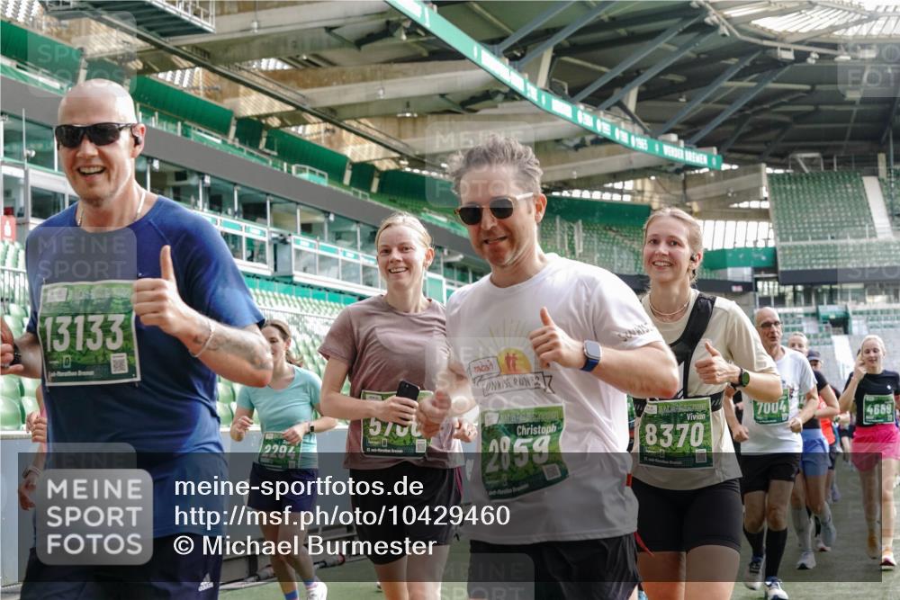 13.09.2026 - 21. swb-Marathon Bremen Michael Burmester http://msf.ph/oto/10429460 13.09.2026 13:27:05 Laufen im Stadion 186, 202, 357, 364, 390, 530, 597, 645, 726, 833, 888, 1077, 1283, 1412, 1473, 1487, 1530, 1608, 1618, 1700, 1744, 1769, 1828, 1961, 1984, 2236, 2273, 2298, 2309, 2382, 2384, 2388, 2404, 2428, 2507, 2508, 2542, 2558, 2576, 2582, 2592, 2656, 2675, 2725, 2748, 2817, 2875, 2876, 2923, 2965, 2970, 3045, 3047, 3050, 3062, 3073, 3084, 3097, 3172, 3184, 3219, 3359, 3433, 3540, 3592, 3629, 3756, 3885, 3907, 3978, 4457, 4660 meine-sportfotos.de