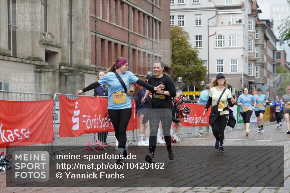 13.09.2026 - Kiel Lauf Yannick Fuchs http://msf.ph/oto/10429462 13.09.2026 11:10:30 Ziel 678, 2134, 2630, 3245, 6476, 9206, 9406, 10704, 11060, 11576, 585, 1937, 2337, 2630, 3086, 3227, 4063, 5371, 9102, 9168, 9254, 9665, 10154, 11013, 11884, 12008, 12016, 12178, 12698, 586, 1334, 2175, 2176, 2177, 3716, 6409, 6670, 8491, 9916, 10090, 10101, 10380, 10550, 11600, 2337, 6908, 7826, 9967, 11428, 11429 meine-sportfotos.de