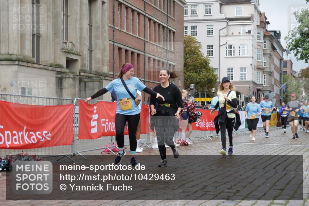 13.09.2026 - Kiel Lauf Yannick Fuchs http://msf.ph/oto/10429463 13.09.2026 11:10:30 Ziel 678, 2134, 2630, 3245, 6476, 9206, 9406, 10704, 11060, 11576, 585, 1937, 2337, 2630, 3086, 3227, 4063, 5371, 9102, 9168, 9254, 9665, 10154, 11013, 11884, 12008, 12016, 12178, 12698, 586, 1334, 2175, 2176, 2177, 3716, 6409, 6670, 8491, 9916, 10090, 10101, 10380, 10550, 11600, 2337, 6908, 7826, 9967, 11428, 11429 meine-sportfotos.de