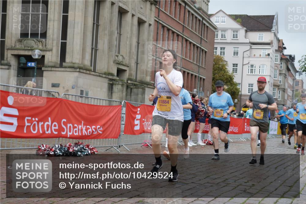 13.09.2026 - Kiel Lauf Yannick Fuchs http://msf.ph/oto/10429524 13.09.2026 11:10:36 Ziel 586, 678, 1334, 2134, 2175, 2176, 2177, 3245, 3716, 6476, 9206, 9406, 9916, 10090, 10101, 10550, 11576, 585, 1937, 2630, 3086, 3227, 4063, 5371, 9102, 9168, 9254, 10154, 10704, 11060, 11884, 12008, 12016, 12178, 12698, 1523, 2628, 5920, 6409, 6670, 6756, 7930, 8468, 8491, 10380, 11600, 2337, 4063, 6908, 9665, 9967, 11013, 11884 meine-sportfotos.de