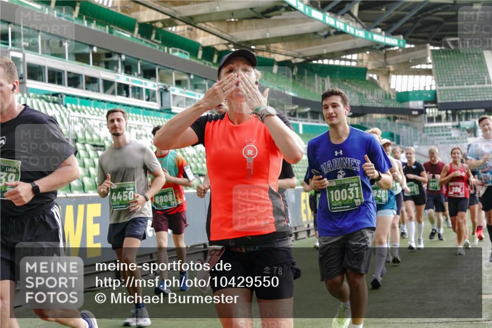 13.09.2026 - 21. swb-Marathon Bremen Michael Burmester http://msf.ph/oto/10429550 13.09.2026 13:27:10 Laufen im Stadion 186, 202, 357, 364, 390, 530, 597, 645, 726, 833, 888, 1077, 1283, 1412, 1473, 1487, 1530, 1608, 1618, 1700, 1744, 1769, 1828, 1958, 1961, 1984, 2236, 2273, 2309, 2382, 2384, 2388, 2404, 2428, 2502, 2507, 2508, 2542, 2558, 2576, 2582, 2592, 2656, 2675, 2725, 2748, 2817, 2875, 2876, 2923, 2965, 2970, 3045, 3047, 3050, 3062, 3073, 3084, 3097, 3172, 3184, 3219, 3359, 3433, 3540, 3592, 3629, 3756, 3885, 3907, 3978, 4457, 4660 meine-sportfotos.de
