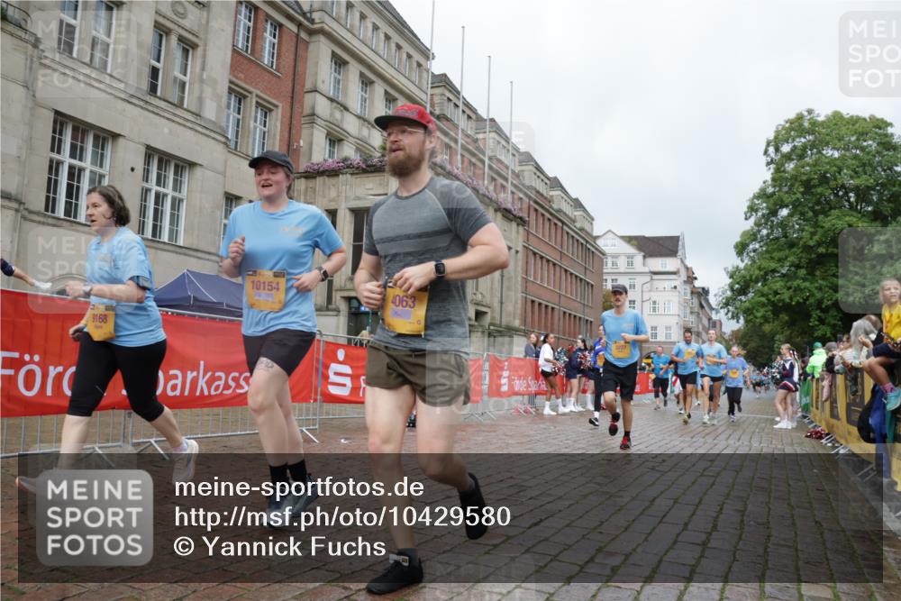 13.09.2026 - Kiel Lauf Yannick Fuchs http://msf.ph/oto/10429580 13.09.2026 11:10:39 Ziel 586, 1334, 2134, 2175, 2176, 2177, 3245, 3716, 6476, 9206, 9406, 9916, 10090, 10101, 10550, 11576, 585, 678, 1937, 2630, 3086, 3227, 4063, 5371, 9102, 9168, 9254, 10154, 10704, 11060, 11576, 12008, 12016, 12178, 12698, 1523, 2512, 2628, 5920, 6409, 6670, 6756, 7930, 8468, 8491, 10380, 10661, 11600, 11644, 2337, 3227, 4063, 9168, 9665, 10154, 11013, 11884 meine-sportfotos.de