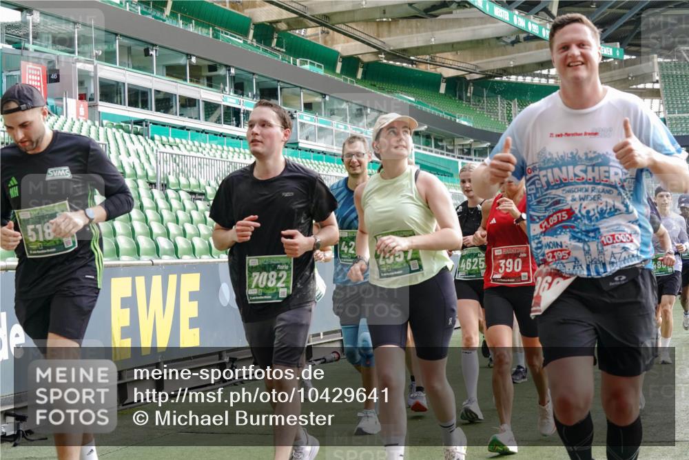13.09.2026 - 21. swb-Marathon Bremen Michael Burmester http://msf.ph/oto/10429641 13.09.2026 13:27:13 Laufen im Stadion 186, 202, 357, 364, 390, 597, 645, 726, 833, 888, 925, 1077, 1283, 1412, 1473, 1487, 1496, 1530, 1608, 1618, 1700, 1744, 1769, 1828, 1958, 1961, 1984, 2236, 2273, 2309, 2382, 2384, 2388, 2404, 2428, 2502, 2507, 2508, 2542, 2558, 2576, 2582, 2592, 2656, 2675, 2725, 2748, 2817, 2875, 2876, 2923, 2965, 2970, 3045, 3047, 3050, 3062, 3073, 3084, 3097, 3172, 3184, 3219, 3359, 3433, 3540, 3592, 3629, 3756, 3885, 3907, 3978, 4457, 4660 meine-sportfotos.de