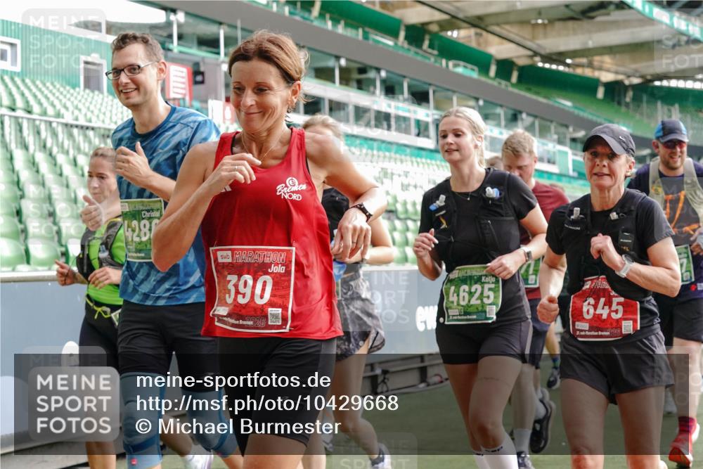 13.09.2026 - 21. swb-Marathon Bremen Michael Burmester http://msf.ph/oto/10429668 13.09.2026 13:27:15 Laufen im Stadion 111, 186, 202, 357, 364, 390, 478, 597, 645, 726, 833, 888, 925, 1077, 1283, 1412, 1473, 1487, 1496, 1530, 1608, 1618, 1700, 1769, 1828, 1958, 1961, 1984, 2236, 2273, 2309, 2382, 2384, 2388, 2404, 2428, 2502, 2507, 2508, 2542, 2558, 2576, 2582, 2592, 2656, 2675, 2725, 2748, 2817, 2875, 2876, 2923, 2965, 2970, 3045, 3047, 3050, 3062, 3073, 3084, 3097, 3172, 3184, 3219, 3359, 3433, 3540, 3592, 3629, 3756, 3885, 3907, 3978, 4457, 4660 meine-sportfotos.de