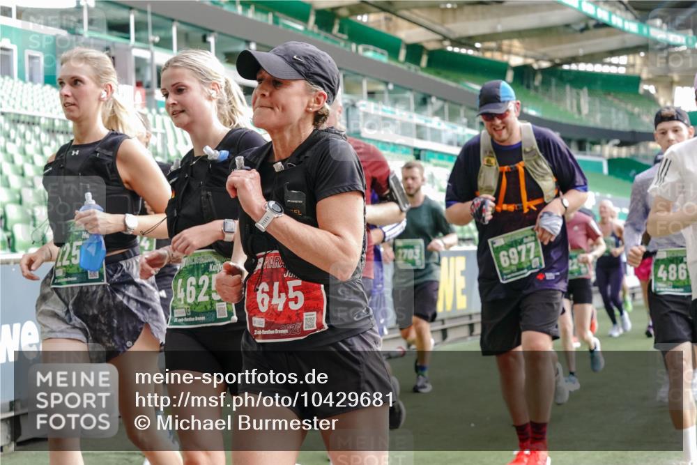 13.09.2026 - 21. swb-Marathon Bremen Michael Burmester http://msf.ph/oto/10429681 13.09.2026 13:27:16 Laufen im Stadion 111, 186, 202, 357, 364, 390, 478, 597, 726, 829, 833, 888, 925, 1077, 1283, 1412, 1473, 1487, 1496, 1530, 1608, 1618, 1700, 1769, 1958, 1961, 1984, 2236, 2273, 2309, 2382, 2384, 2388, 2404, 2428, 2502, 2507, 2508, 2542, 2558, 2576, 2582, 2592, 2656, 2675, 2725, 2748, 2817, 2875, 2876, 2923, 2965, 2970, 3045, 3047, 3050, 3062, 3073, 3084, 3097, 3172, 3184, 3219, 3359, 3433, 3540, 3592, 3629, 3756, 3885, 3907, 3978, 4457, 4660 meine-sportfotos.de
