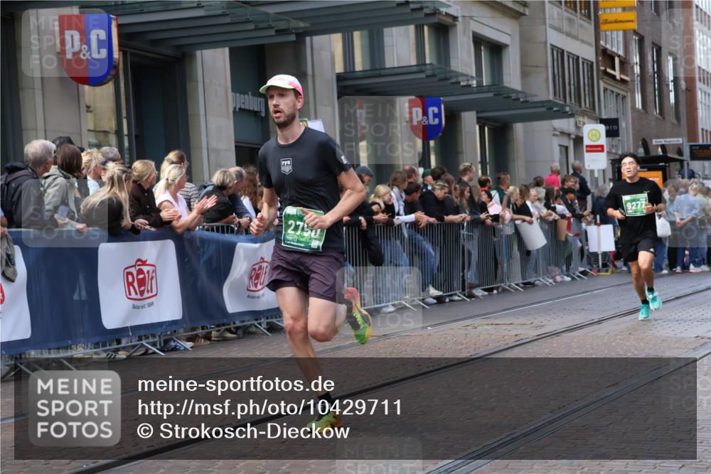 13.09.2026 - 21. swb-Marathon Bremen Strokosch-Dieckow http://msf.ph/oto/10429711 13.09.2026 13:09:36 Ziel 195, 538, 567, 623, 1723, 1975, 2020, 2750, 4781, 5627, 8835, 9241, 9277, 9804, 9817, 195, 1034, 1241, 3197, 4473, 4782, 4895, 5111, 6652, 8759, 9789, 9866 meine-sportfotos.de
