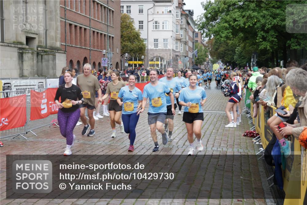 13.09.2026 - Kiel Lauf Yannick Fuchs http://msf.ph/oto/10429730 13.09.2026 11:11:08 Ziel 2251, 4019, 5341, 6852, 7473, 8314, 8315, 8826, 11644, 11934, 586, 1334, 1523, 2134, 2175, 2176, 2177, 2512, 2628, 3716, 5920, 6409, 6670, 6756, 7930, 8468, 8491, 9206, 9406, 9916, 10090, 10101, 10380, 10550, 10661, 11600, 11644, 1079, 1460, 1655, 2192, 3346, 4090, 4589, 5869, 7181, 7431, 8127, 9693, 10067, 10882, 11361, 11417, 11719, 11947, 12845, 678, 1334, 2134, 2175, 2177, 3245, 3716, 6476, 9206, 9406, 10101, 11576 meine-sportfotos.de