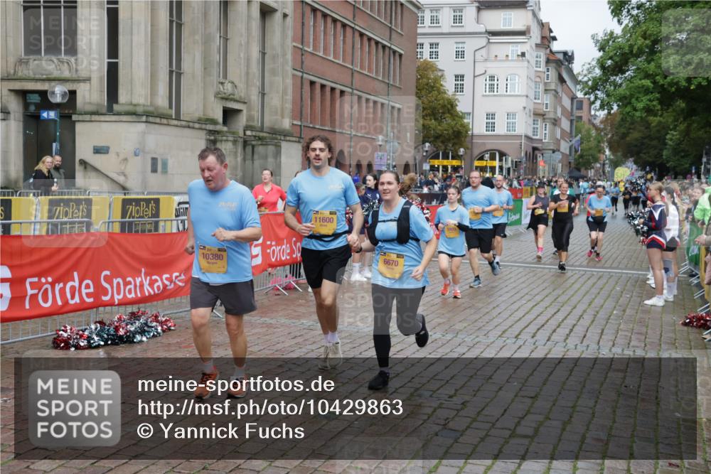 13.09.2026 - Kiel Lauf Yannick Fuchs http://msf.ph/oto/10429863 13.09.2026 11:11:22 Ziel 1079, 1460, 1655, 2192, 3346, 4090, 4589, 5869, 7181, 7431, 8127, 9693, 10067, 10882, 11361, 11417, 11719, 11947, 12845, 1523, 2251, 2512, 2628, 4019, 5341, 5920, 6670, 6756, 6852, 7473, 7930, 8314, 8315, 8468, 8826, 10380, 10661, 11600, 11644, 11934, 141, 1761, 4053, 6729, 9260, 9739, 9784, 11756, 12053, 6409, 6670, 8491, 10090, 10380, 10550, 11600 meine-sportfotos.de