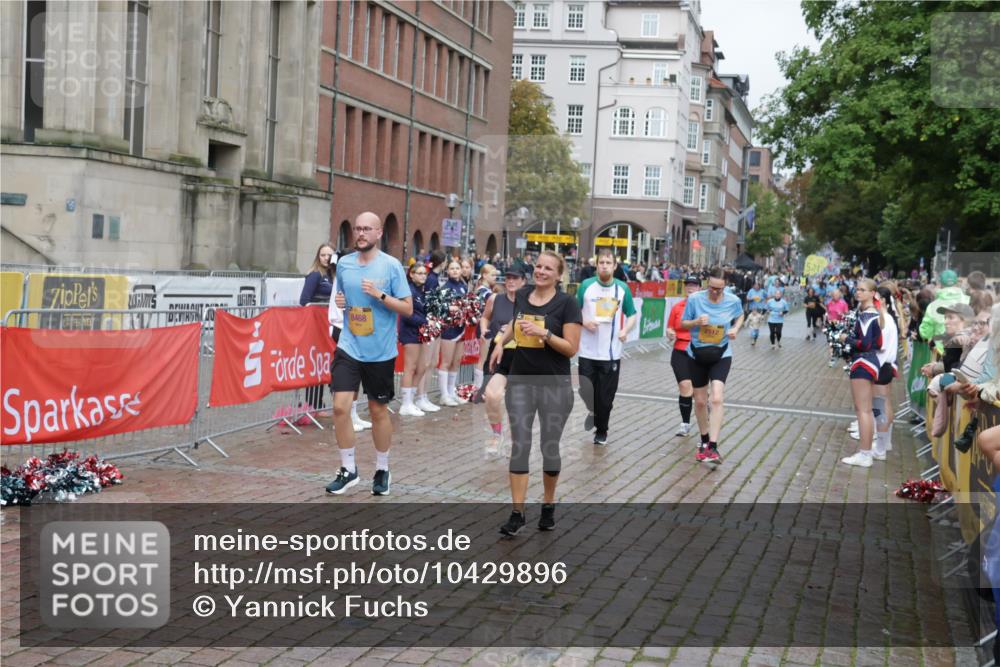 13.09.2026 - Kiel Lauf Yannick Fuchs http://msf.ph/oto/10429896 13.09.2026 11:11:26 Ziel 1079, 1460, 1655, 2192, 3346, 4090, 4589, 5869, 7181, 7431, 8127, 9693, 10067, 10882, 11361, 11417, 11719, 11947, 12845, 1523, 2192, 2251, 2512, 2628, 4019, 5341, 5920, 6756, 6852, 7473, 7930, 8314, 8315, 8468, 8826, 10661, 11644, 11934, 11947, 141, 1761, 3580, 4053, 5156, 6729, 9260, 9739, 9784, 11756, 12053, 1523, 5920, 6409, 6670, 7930, 8491, 10380, 11600 meine-sportfotos.de