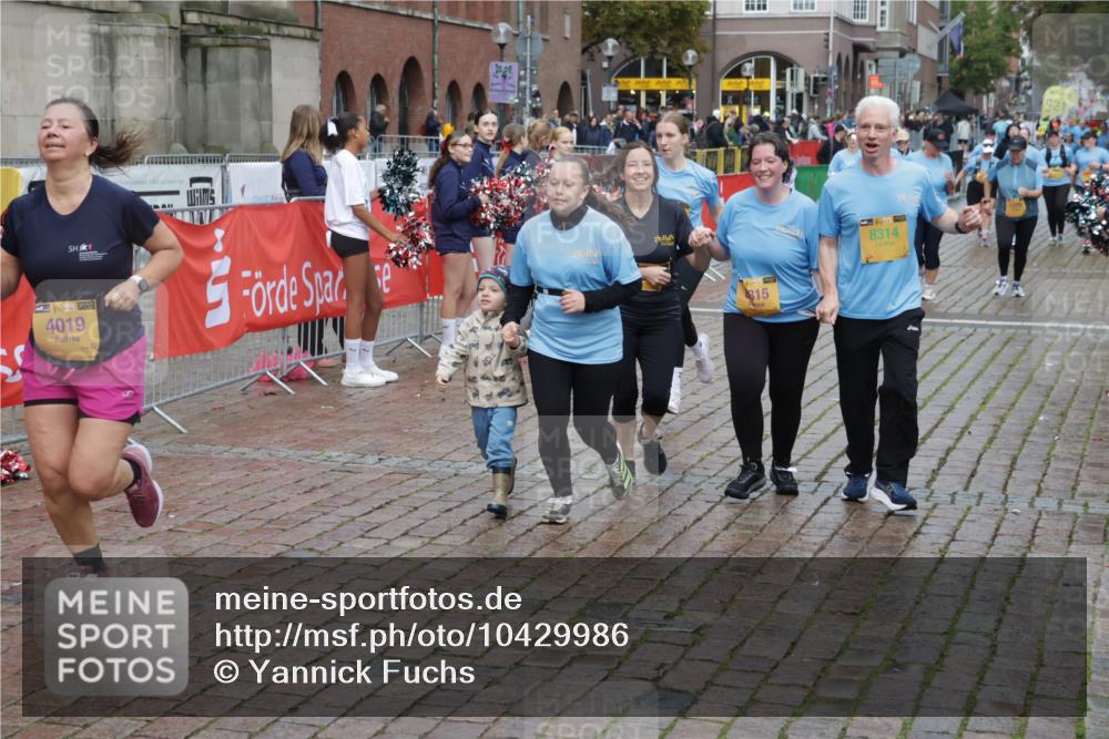 13.09.2026 - Kiel Lauf Yannick Fuchs http://msf.ph/oto/10429986 13.09.2026 11:11:42 Ziel 141, 1761, 3580, 4053, 5156, 6729, 9260, 9739, 9784, 11756, 12053, 1079, 1460, 1655, 2192, 2251, 3346, 4019, 4053, 4090, 4589, 5341, 5869, 7181, 7431, 7473, 8127, 8314, 8315, 9693, 10067, 10882, 11361, 11417, 11719, 11934, 11947, 12845, 2950, 5227, 5387, 6965, 9296, 9572, 9661, 11713, 2251, 4019, 5341, 6852, 7473, 8826 meine-sportfotos.de