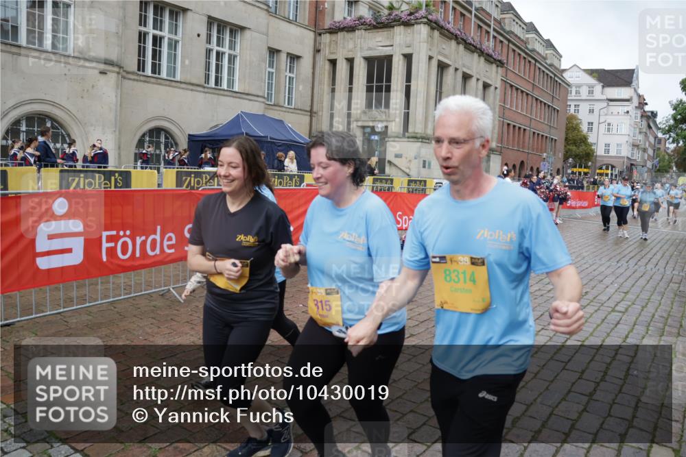 13.09.2026 - Kiel Lauf Yannick Fuchs http://msf.ph/oto/10430019 13.09.2026 11:11:45 Ziel 141, 1761, 3580, 5156, 6729, 9260, 9739, 9784, 11756, 12053, 1079, 1460, 1655, 1761, 2192, 2251, 3346, 4053, 4090, 4589, 5869, 7181, 7431, 8127, 8314, 8315, 9693, 9739, 10067, 10882, 11361, 11417, 11719, 11934, 11947, 12845, 2950, 5227, 5387, 6965, 9296, 9572, 9661, 10397, 11713, 2251, 4019, 5341, 6852, 7473, 8314, 8315, 8826, 11934 meine-sportfotos.de