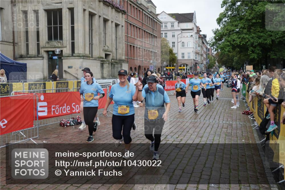 13.09.2026 - Kiel Lauf Yannick Fuchs http://msf.ph/oto/10430022 13.09.2026 11:11:50 Ziel 2950, 3580, 5156, 5227, 5387, 6965, 9572, 9661, 11756, 141, 1079, 1460, 1655, 1761, 2192, 3346, 4053, 4090, 4589, 5869, 6729, 7181, 7431, 8127, 9260, 9693, 9739, 9784, 10067, 10882, 11361, 11417, 11719, 11756, 11947, 12053, 12845, 6053, 9296, 10397, 11713, 1079, 2192, 2251, 4019, 7473, 8314, 8315, 9693, 10067, 11361, 11934, 11947 meine-sportfotos.de