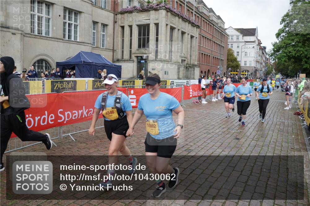 13.09.2026 - Kiel Lauf Yannick Fuchs http://msf.ph/oto/10430062 13.09.2026 11:11:53 Ziel 2950, 3580, 5156, 5227, 5387, 6965, 9296, 9572, 9661, 11713, 141, 1460, 1655, 1761, 3346, 4053, 4090, 4589, 5869, 6729, 7181, 7431, 8127, 9260, 9739, 9784, 10882, 11417, 11719, 11756, 12053, 12845, 6053, 10397, 1079, 2192, 3346, 4090, 4589, 5869, 7181, 7431, 8314, 8315, 9693, 10067, 10882, 11361, 11417, 11719, 11934, 11947, 12845 meine-sportfotos.de
