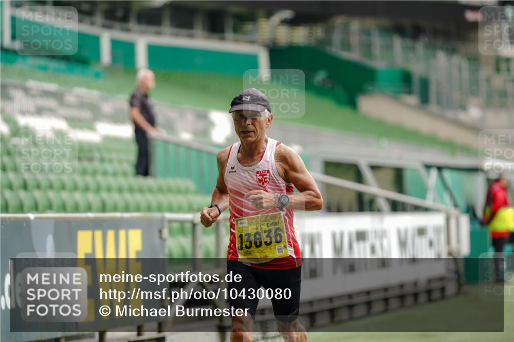 13.09.2026 - 21. swb-Marathon Bremen Michael Burmester http://msf.ph/oto/10430080 13.09.2026 10:21:20 Laufen im Stadion 10244, 10261, 10262, 10818, 10961, 10994, 11067, 11068, 11083, 11142, 11176, 11197, 11418, 11512, 11619, 11738, 11854, 11916, 11964, 12289, 12324, 12358, 12413, 12456, 12513, 12520, 12540, 13505, 13514, 13535, 13540, 13548, 13551, 13558, 13559, 13560, 13568, 13575, 13583, 13588, 13590, 13601, 13605, 13606, 13608, 13610, 13619, 13633, 13636, 13637, 12457, 12458, 13504, 13510, 13517, 13522, 13533, 13536, 13542, 13543, 13554, 13561, 13564, 13579, 13623 meine-sportfotos.de