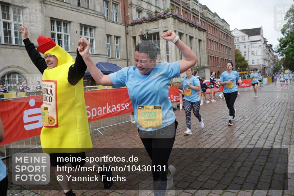 13.09.2026 - Kiel Lauf Yannick Fuchs http://msf.ph/oto/10430131 13.09.2026 11:12:10 Ziel 6053, 10397, 141, 1761, 2950, 3580, 5156, 5227, 5387, 6729, 6965, 9260, 9296, 9572, 9661, 9739, 9784, 11713, 11756, 12053, 625, 1000, 1580, 1782, 2118, 2968, 5249, 6051, 141, 1761, 4053, 6729, 9260, 9739, 9784, 12053 meine-sportfotos.de