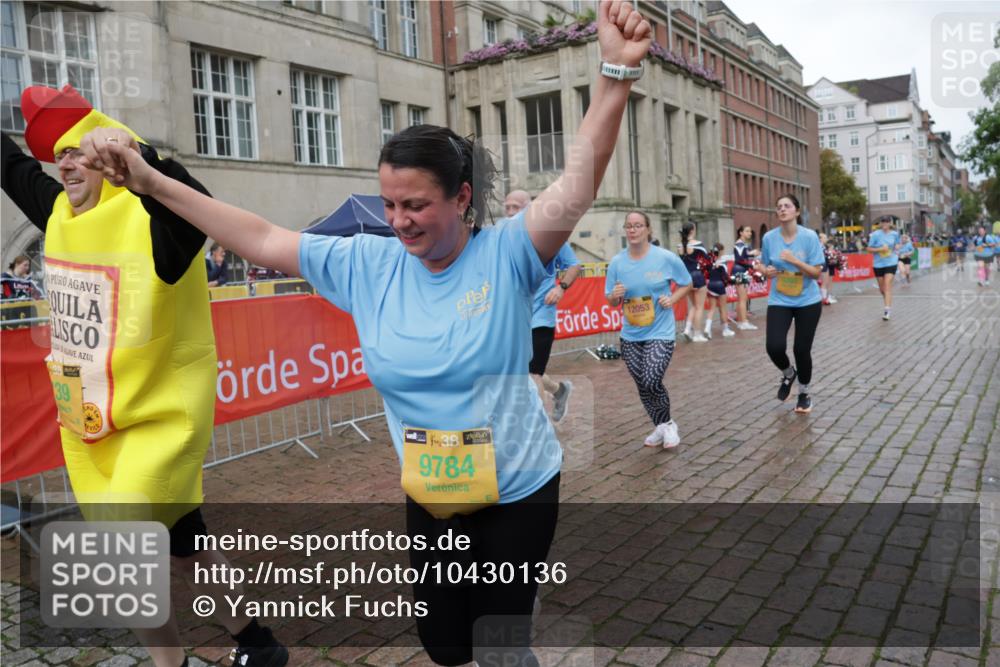 13.09.2026 - Kiel Lauf Yannick Fuchs http://msf.ph/oto/10430136 13.09.2026 11:12:10 Ziel 6053, 10397, 141, 1761, 2950, 3580, 5156, 5227, 5387, 6729, 6965, 9260, 9296, 9572, 9661, 9739, 9784, 11713, 11756, 12053, 625, 1000, 1580, 1782, 2118, 2968, 5249, 6051, 141, 1761, 4053, 6729, 9260, 9739, 9784, 12053 meine-sportfotos.de