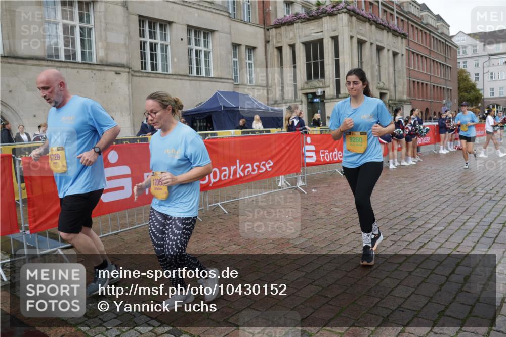 13.09.2026 - Kiel Lauf Yannick Fuchs http://msf.ph/oto/10430152 13.09.2026 11:12:11 Ziel 6051, 6053, 10397, 141, 2950, 3580, 5156, 5227, 5387, 6729, 6965, 9260, 9296, 9572, 9661, 9784, 11713, 11756, 12053, 625, 1000, 1580, 1782, 2118, 2968, 5249, 141, 1761, 4053, 6729, 9260, 9739, 9784, 12053 meine-sportfotos.de