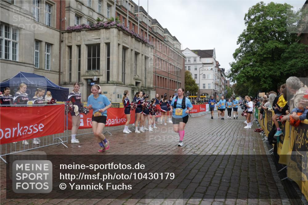 13.09.2026 - Kiel Lauf Yannick Fuchs http://msf.ph/oto/10430179 13.09.2026 11:12:18 Ziel 1000, 1580, 1782, 2118, 5249, 6051, 6053, 2950, 3580, 5156, 5227, 5387, 6965, 9296, 9572, 9661, 10397, 11713, 625, 1602, 2968, 3598, 9571, 11599, 12396, 141, 3580, 5156, 6729, 9260, 9784, 11756, 12053 meine-sportfotos.de