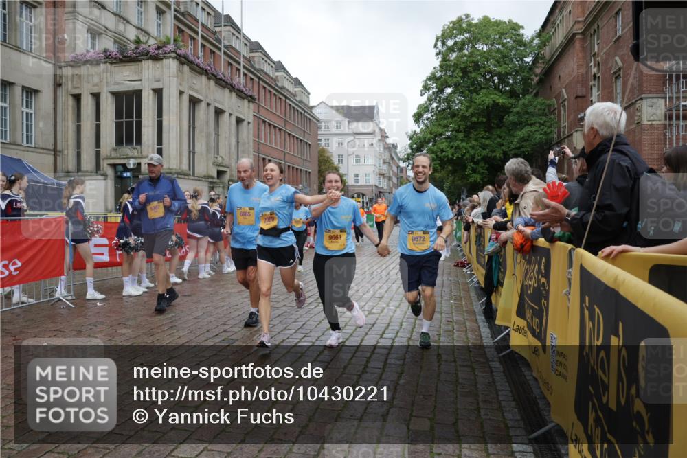 13.09.2026 - Kiel Lauf Yannick Fuchs http://msf.ph/oto/10430221 13.09.2026 11:12:26 Ziel 625, 1000, 1580, 1782, 2118, 2968, 5249, 6051, 2950, 5227, 5387, 6051, 6053, 6965, 9296, 9572, 9661, 10397, 11713, 1602, 2827, 3598, 4461, 4899, 5027, 9300, 9571, 11599, 12193, 12396, 2950, 3580, 5156, 5387, 6965, 9572, 9661 meine-sportfotos.de