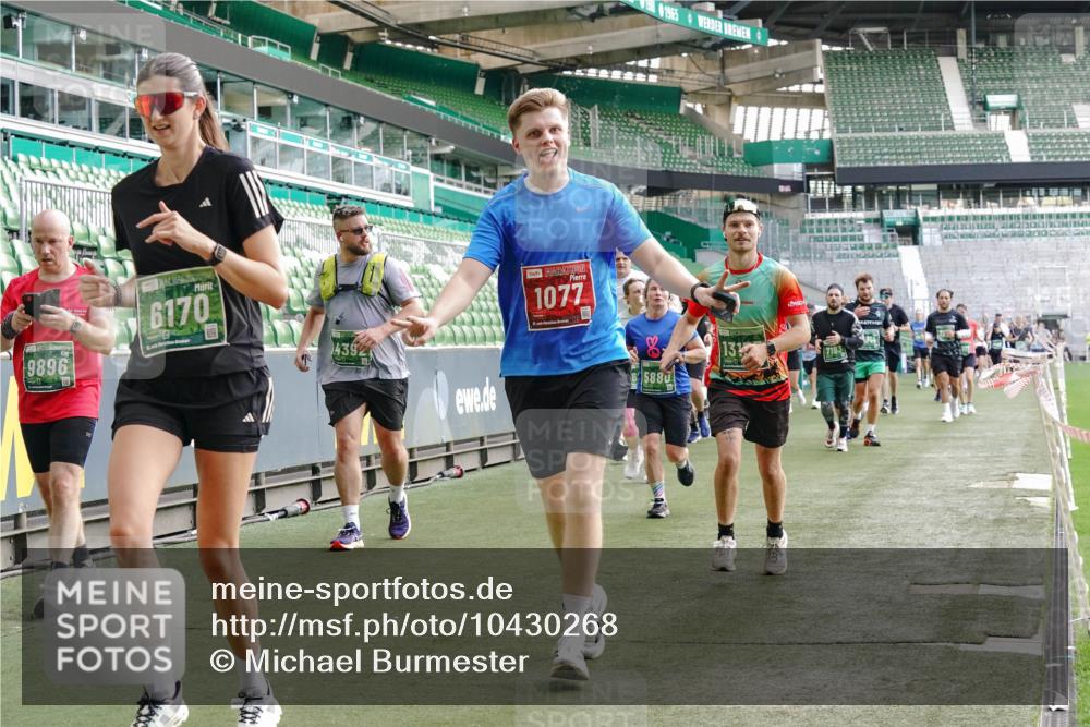 13.09.2026 - 21. swb-Marathon Bremen Michael Burmester http://msf.ph/oto/10430268 13.09.2026 13:27:44 Laufen im Stadion 111, 186, 357, 364, 390, 478, 597, 726, 829, 833, 888, 925, 1077, 1220, 1298, 1412, 1473, 1496, 1608, 1700, 1741, 1769, 1958, 1961, 1984, 2236, 2273, 2309, 2388, 2404, 2428, 2472, 2502, 2507, 2542, 2574, 2576, 2582, 2592, 2725, 2743, 2748, 2817, 2875, 2876, 2923, 2965, 3045, 3050, 3061, 3073, 3084, 3184, 3219, 3540, 3589, 3592, 3629, 3694, 3756, 3826, 3853, 3885, 3907, 3978, 4108, 4238, 4457, 4660 meine-sportfotos.de