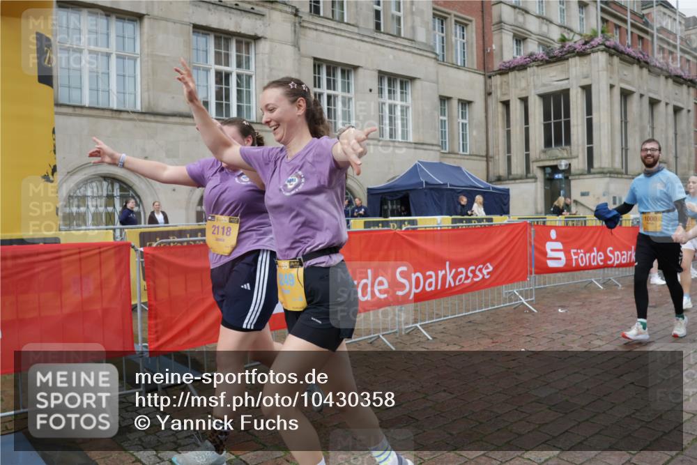 13.09.2026 - Kiel Lauf Yannick Fuchs http://msf.ph/oto/10430358 13.09.2026 11:12:52 Ziel 1168, 2827, 3622, 4461, 4899, 7065, 9799, 12193, 625, 1000, 1580, 1602, 1782, 2118, 2827, 2968, 3598, 5027, 5249, 9300, 9571, 11599, 12193, 12396, 2696, 3882, 5061, 5472, 11369, 1000, 1580, 1782, 2118, 5249, 6051 meine-sportfotos.de