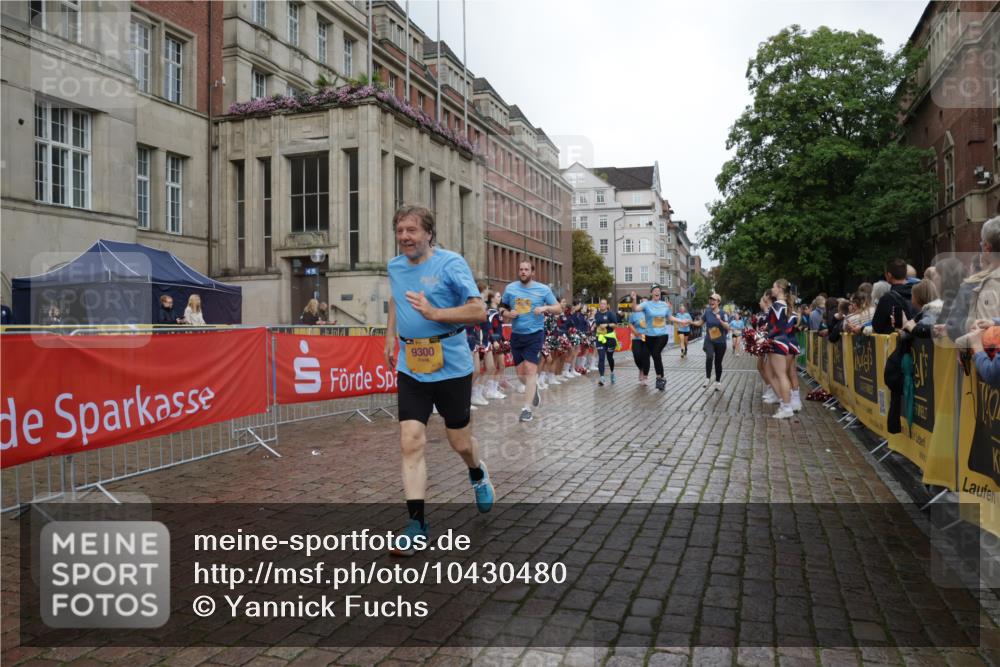13.09.2026 - Kiel Lauf Yannick Fuchs http://msf.ph/oto/10430480 13.09.2026 11:13:12 Ziel 2696, 3882, 5472, 11369, 1168, 1602, 2827, 3598, 3622, 4461, 4899, 5027, 5061, 7065, 9300, 9799, 12193, 12396, 328, 2290, 2607, 4299, 6237, 9860, 10432, 11210, 11666, 12234, 1602, 3598, 9300, 9571, 11599, 12396 meine-sportfotos.de