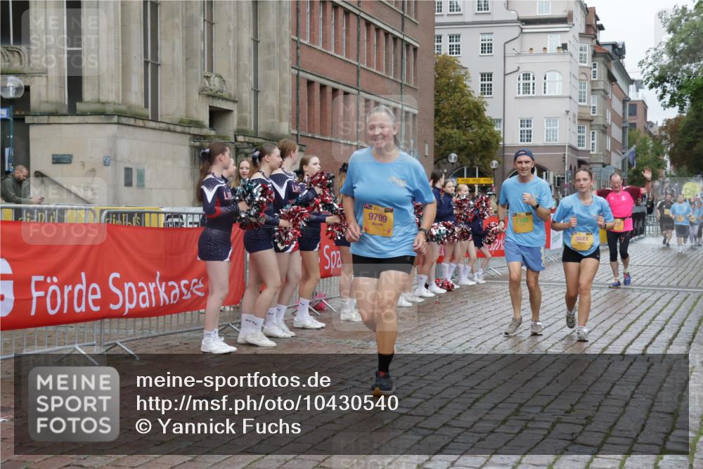 13.09.2026 - Kiel Lauf Yannick Fuchs http://msf.ph/oto/10430540 13.09.2026 11:13:21 Ziel 6237, 10432, 11666, 1168, 2696, 3622, 3882, 5061, 5472, 7065, 9799, 11369, 328, 2290, 2607, 4299, 8492, 9787, 9860, 10660, 11210, 12234, 2827, 4461, 4899, 5027, 9300, 9799, 12193 meine-sportfotos.de