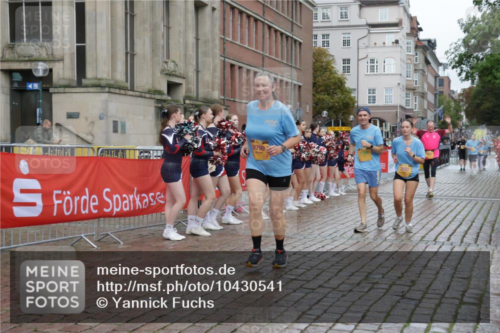 13.09.2026 - Kiel Lauf Yannick Fuchs http://msf.ph/oto/10430541 13.09.2026 11:13:21 Ziel 6237, 10432, 11666, 1168, 2696, 3622, 3882, 5061, 5472, 7065, 9799, 11369, 328, 2290, 2607, 4299, 8492, 9787, 9860, 10660, 11210, 12234, 2827, 4461, 4899, 5027, 9300, 9799, 12193 meine-sportfotos.de