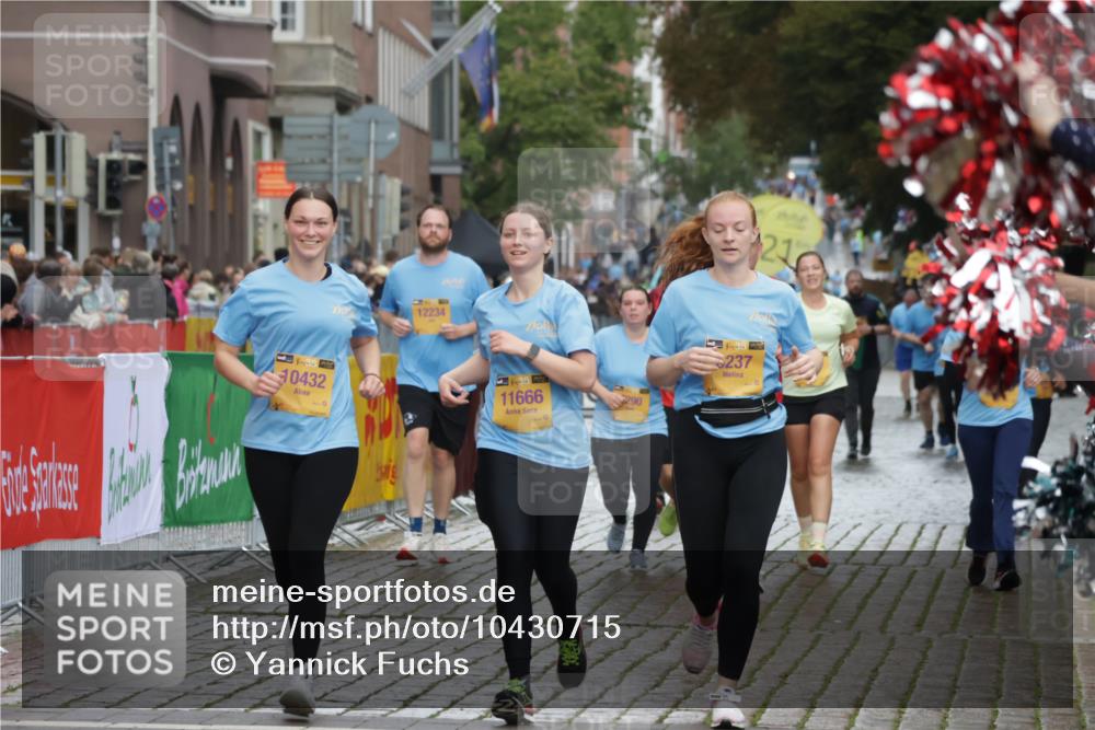13.09.2026 - Kiel Lauf Yannick Fuchs http://msf.ph/oto/10430715 13.09.2026 11:13:49 Ziel 4575, 8831, 9552, 9553, 10660, 328, 2290, 2607, 4299, 6237, 8492, 9787, 9860, 10432, 11210, 11666, 12234, 489, 9873, 2696, 3882, 5472 meine-sportfotos.de