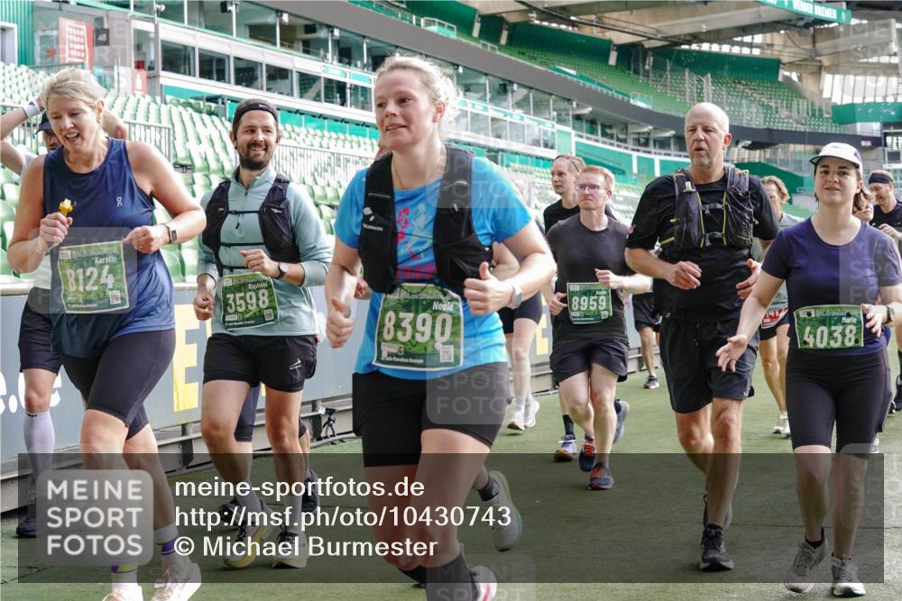 13.09.2026 - 21. swb-Marathon Bremen Michael Burmester http://msf.ph/oto/10430743 13.09.2026 13:28:14 Laufen im Stadion 111, 186, 220, 357, 364, 478, 597, 726, 729, 829, 888, 925, 1079, 1220, 1298, 1325, 1384, 1412, 1496, 1608, 1700, 1741, 1769, 1777, 1958, 1961, 1984, 2236, 2365, 2388, 2404, 2472, 2502, 2507, 2542, 2574, 2593, 2725, 2743, 2748, 2862, 2868, 2875, 2876, 2923, 2924, 2991, 3045, 3050, 3061, 3073, 3154, 3184, 3219, 3238, 3321, 3540, 3589, 3592, 3594, 3595, 3678, 3694, 3756, 3798, 3826, 3853, 3885, 3907, 3978, 3987, 4108, 4238, 4457, 4660 meine-sportfotos.de