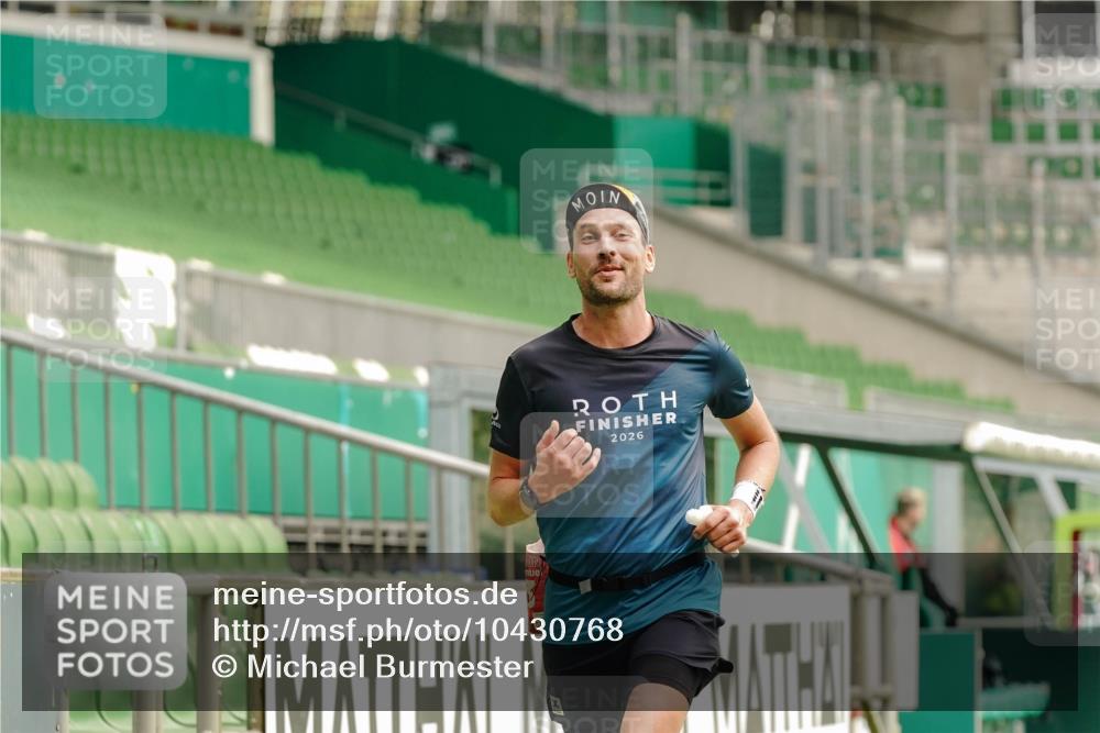 13.09.2026 - 21. swb-Marathon Bremen Michael Burmester http://msf.ph/oto/10430768 13.09.2026 12:24:45 Laufen im Stadion 149, 289, 798, 814, 1313, 1483, 1490, 1544, 1567, 634, 642, 1957 meine-sportfotos.de