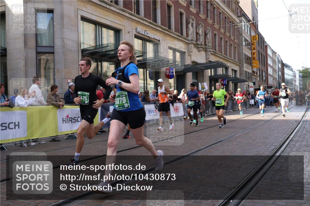 13.09.2026 - 21. swb-Marathon Bremen Strokosch-Dieckow http://msf.ph/oto/10430873 13.09.2026 13:10:46 Ziel 335, 697, 1349, 2021, 2087, 2759, 3440, 3448, 3484, 3647, 4023, 4429, 4475, 4571, 5079, 5314, 6471, 6657, 7136, 8183, 8474, 9410, 9618, 9622, 9762, 384, 640, 1181, 1277, 1385, 1498, 1554, 2347, 2605, 4727, 5066, 5152, 5155, 5168, 5314, 5387, 5620, 5648, 6267, 7115, 7881, 9659, 13248 meine-sportfotos.de