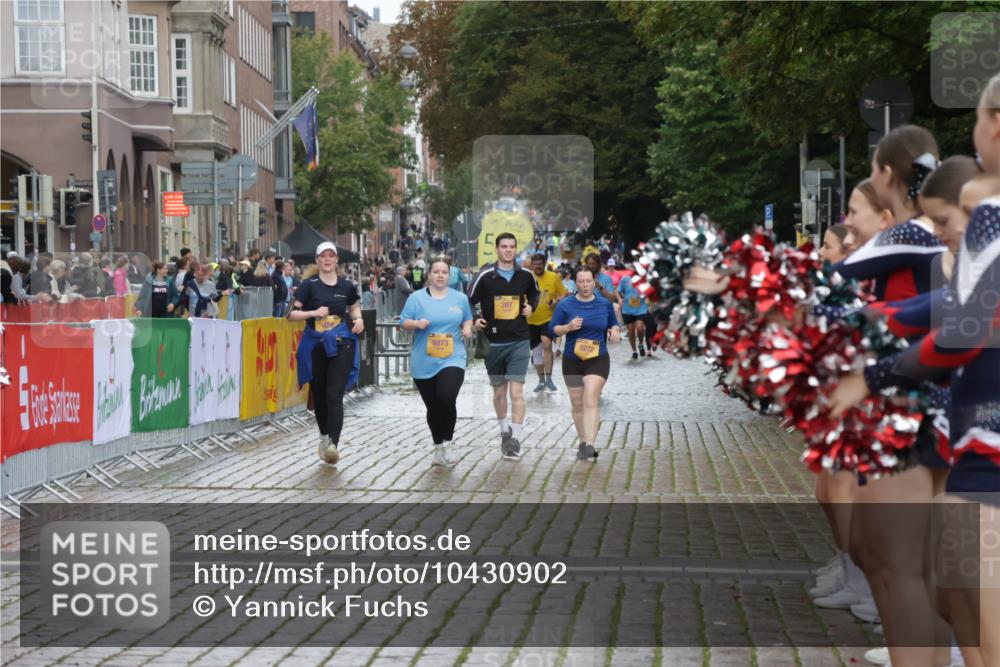 13.09.2026 - Kiel Lauf Yannick Fuchs http://msf.ph/oto/10430902 13.09.2026 11:14:30 Ziel 270, 283, 1338, 1339, 2520, 6783, 6806, 7787, 7998, 10278, 397, 489, 3278, 5478, 9272, 9873, 3706, 3707, 3708, 5601, 6378, 6905, 11482, 4575 meine-sportfotos.de