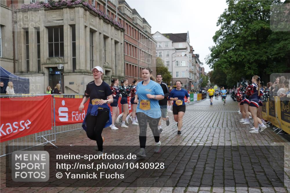 13.09.2026 - Kiel Lauf Yannick Fuchs http://msf.ph/oto/10430928 13.09.2026 11:14:41 Ziel 270, 2520, 3706, 3707, 3708, 6378, 6783, 6806, 6905, 7787, 10278, 11482, 283, 397, 489, 1338, 1339, 2520, 3278, 5478, 6806, 7998, 9272, 9873, 10278, 5601, 9273, 10116, 10124, 489, 9873 meine-sportfotos.de