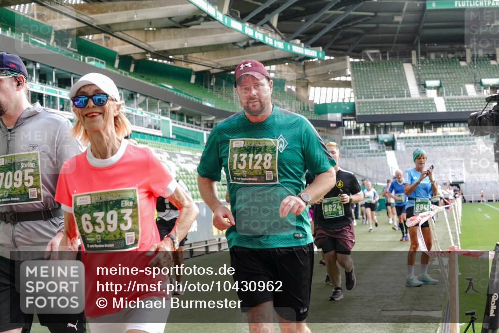 13.09.2026 - 21. swb-Marathon Bremen Michael Burmester http://msf.ph/oto/10430962 13.09.2026 13:28:29 Laufen im Stadion 111, 186, 220, 357, 422, 476, 478, 597, 685, 726, 729, 754, 829, 888, 925, 986, 1079, 1220, 1298, 1325, 1384, 1412, 1496, 1608, 1615, 1741, 1769, 1777, 1958, 1961, 1984, 2236, 2326, 2365, 2472, 2502, 2507, 2574, 2593, 2725, 2743, 2748, 2862, 2868, 2875, 2876, 2923, 2924, 2991, 3020, 3045, 3061, 3073, 3154, 3184, 3219, 3238, 3274, 3321, 3361, 3589, 3592, 3594, 3595, 3678, 3694, 3755, 3756, 3798, 3826, 3853, 3885, 3907, 3953, 3965, 3971, 3978, 3987, 4108, 4238, 4457, 4660 meine-sportfotos.de