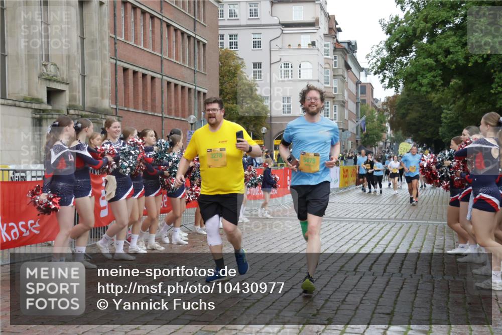 13.09.2026 - Kiel Lauf Yannick Fuchs http://msf.ph/oto/10430977 13.09.2026 11:14:50 Ziel 3706, 3707, 3708, 5601, 6905, 9273, 11482, 270, 283, 1338, 1339, 2520, 3278, 5478, 6378, 6783, 6806, 7787, 7998, 10278, 2092, 10116, 10124, 397, 489, 3278, 5478, 9272, 9873 meine-sportfotos.de