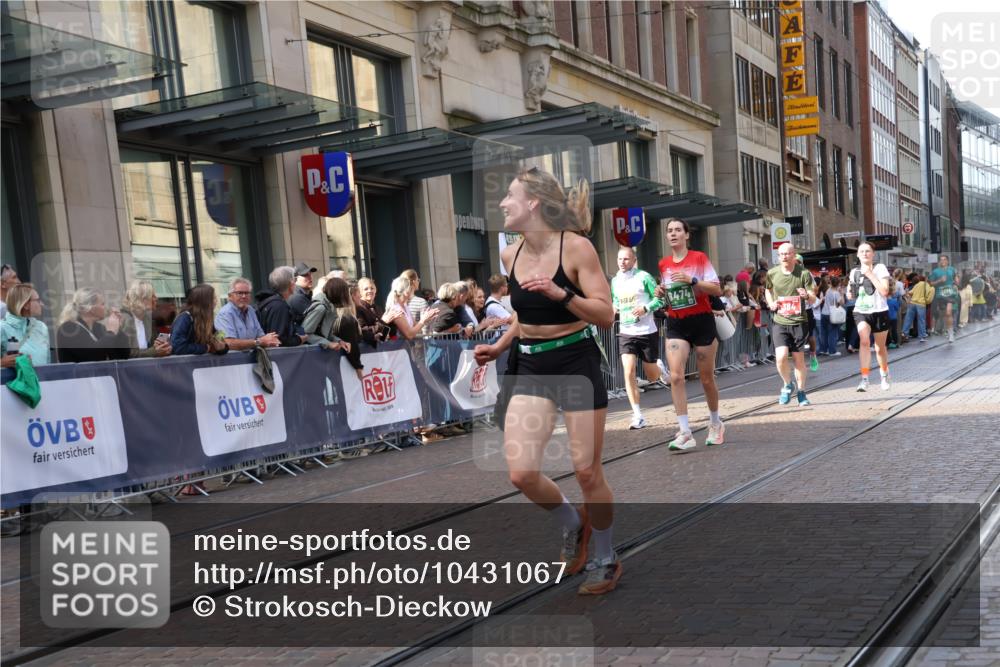 13.09.2026 - 21. swb-Marathon Bremen Strokosch-Dieckow http://msf.ph/oto/10431067 13.09.2026 13:10:56 Ziel 335, 697, 1349, 2087, 3440, 3448, 3484, 3647, 3899, 4429, 6274, 6471, 6657, 8183, 8474, 9291, 9410, 9618, 9762, 384, 1181, 1385, 1498, 1554, 2021, 2347, 2759, 4023, 4475, 4571, 4727, 5066, 5079, 5152, 5155, 5168, 5314, 5387, 5648, 6657, 7115, 7136, 9622, 9659, 13248 meine-sportfotos.de