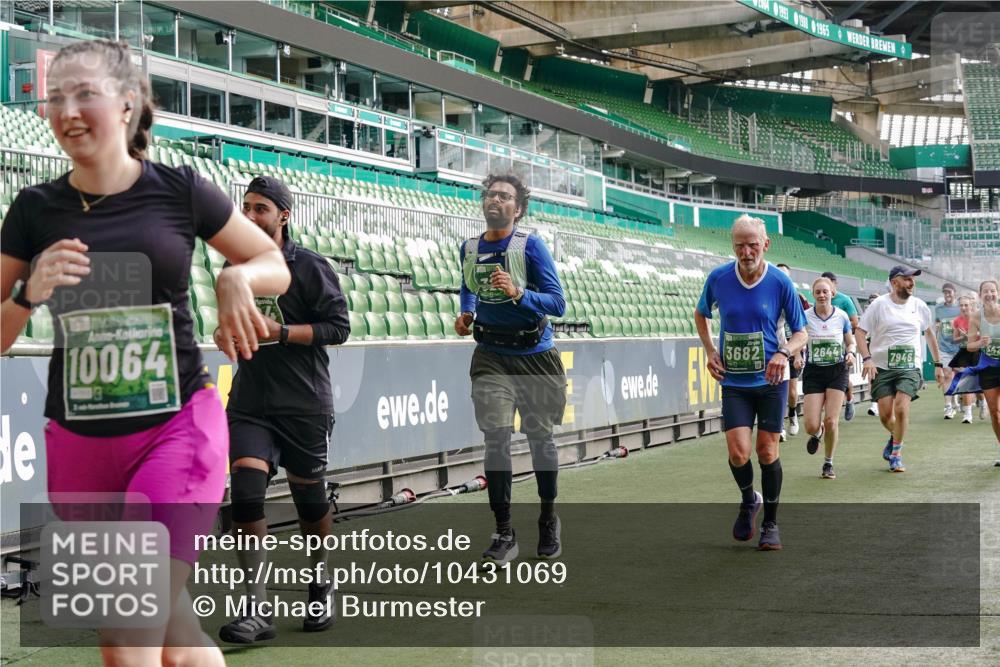 13.09.2026 - 21. swb-Marathon Bremen Michael Burmester http://msf.ph/oto/10431069 13.09.2026 13:28:36 Laufen im Stadion 111, 220, 357, 422, 476, 478, 597, 685, 726, 729, 754, 829, 888, 925, 986, 1079, 1220, 1298, 1325, 1384, 1412, 1496, 1608, 1615, 1741, 1769, 1777, 1958, 1961, 1984, 2236, 2326, 2365, 2472, 2502, 2574, 2593, 2725, 2743, 2862, 2868, 2875, 2876, 2923, 2924, 2991, 3020, 3045, 3061, 3073, 3129, 3154, 3184, 3219, 3238, 3274, 3321, 3361, 3589, 3592, 3594, 3595, 3678, 3694, 3755, 3758, 3798, 3826, 3853, 3885, 3907, 3953, 3965, 3971, 3978, 3987, 4011, 4108, 4238, 4457, 4660 meine-sportfotos.de