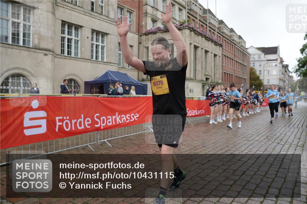 13.09.2026 - Kiel Lauf Yannick Fuchs http://msf.ph/oto/10431115 13.09.2026 11:15:12 Ziel 2092, 3706, 3707, 3708, 5601, 6378, 6905, 9273, 10116, 10124, 11482, 155, 2401, 3087, 5327, 11871, 270, 2520, 6378, 6783, 6806, 7787, 10278 meine-sportfotos.de