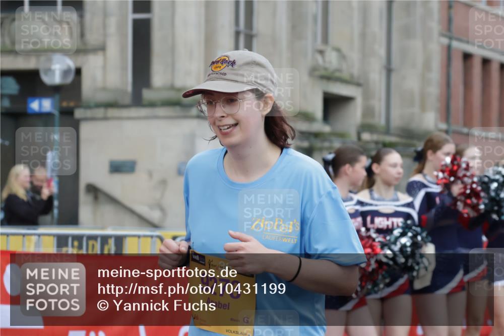 13.09.2026 - Kiel Lauf Yannick Fuchs http://msf.ph/oto/10431199 13.09.2026 11:15:24 Ziel 155, 2401, 5327, 11871, 2092, 5601, 9273, 10116, 10124, 1246, 3087, 9175, 12831, 12832, 12833, 12834, 3706, 3707, 3708, 5601, 9273, 11482 meine-sportfotos.de